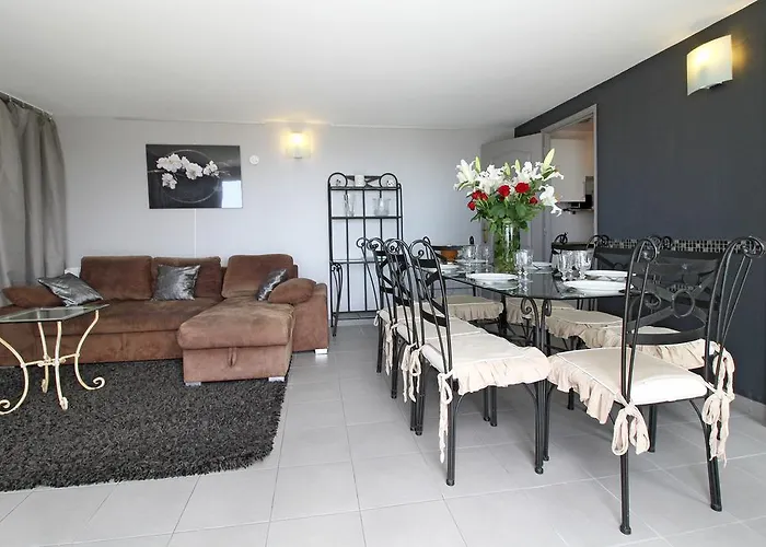 Semesterbostad Sophies Homes Panoramic Sea View And Pool *